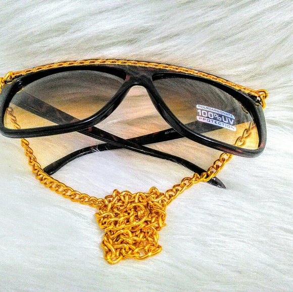 (NEW) Brown Shades! W/ Gold Chain! :-) - Picture 7 of 8